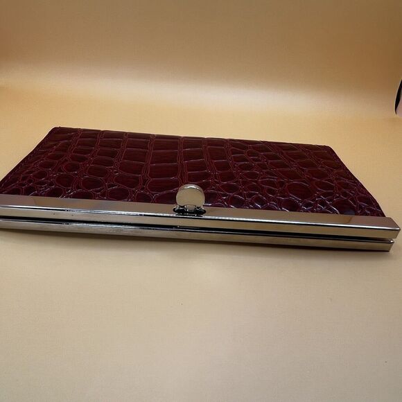 Women's Slim Vintage Faux Crocodile Wallet Mint Condition 1970's w/ 9 Card Slots - Picture 4 of 15